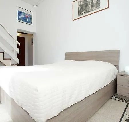 Flavio's Flat شقة